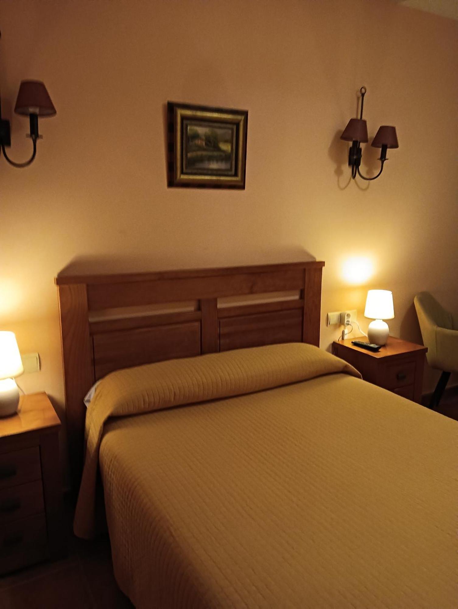 Hostal Sol De La Vega Albarracin Exterior photo